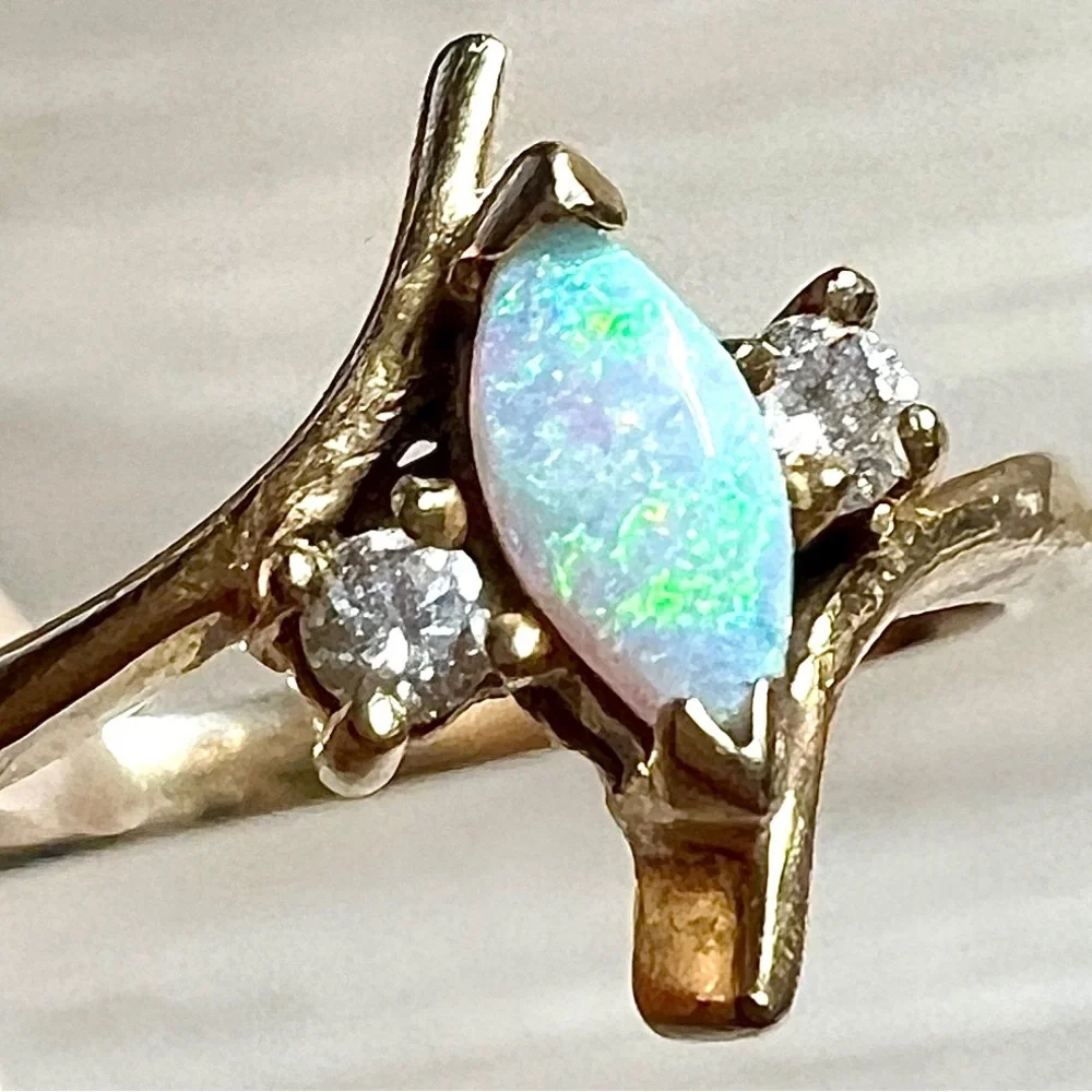Antique Designer Signed 14KP Yellow Gold Opal & Diamond Ring, Size 6, 1.93g